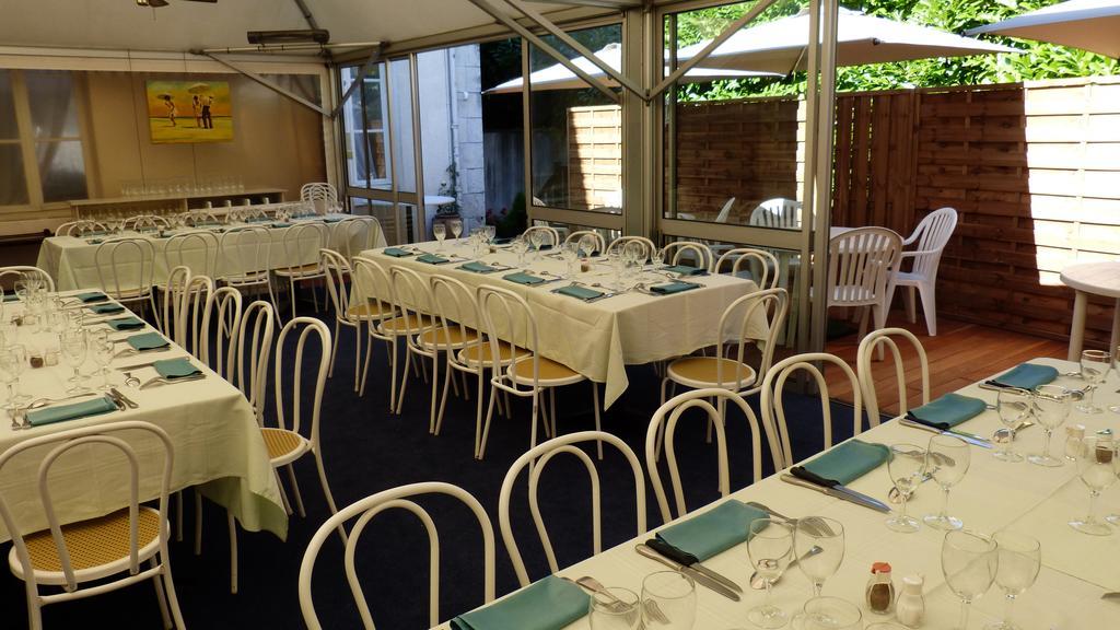 Hotel Restaurant "Le Relais" Courtenay (Loiret) Exterior foto